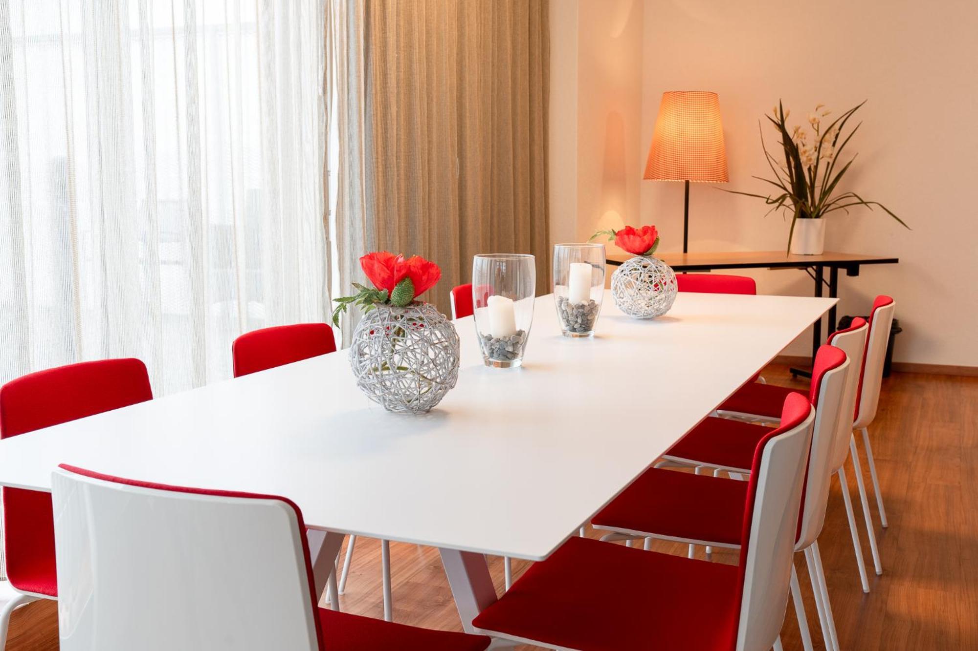 Swissever Hotel Zug Steinhausen Bagian luar foto
