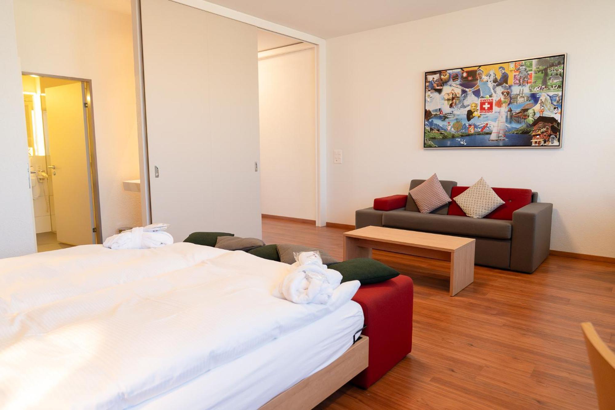 Swissever Hotel Zug Steinhausen Ruang foto