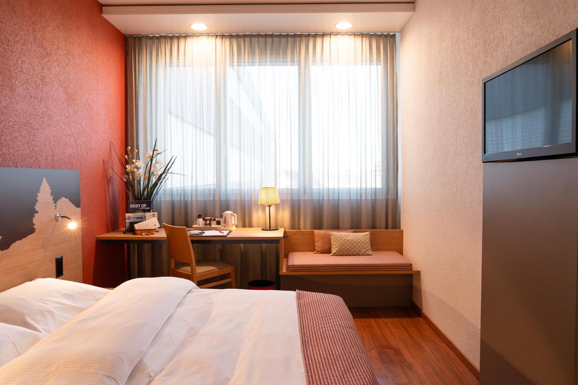 Swissever Hotel Zug Steinhausen Bagian luar foto