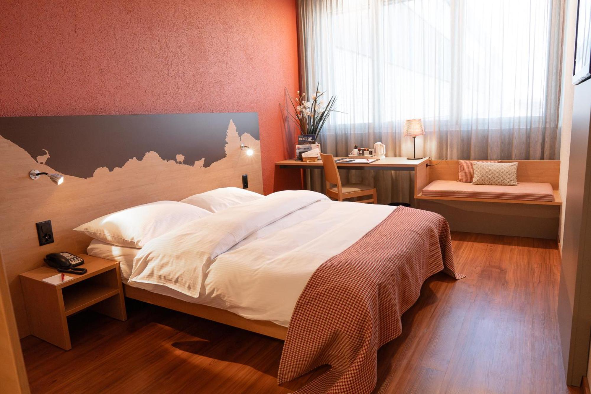 Swissever Hotel Zug Steinhausen Ruang foto