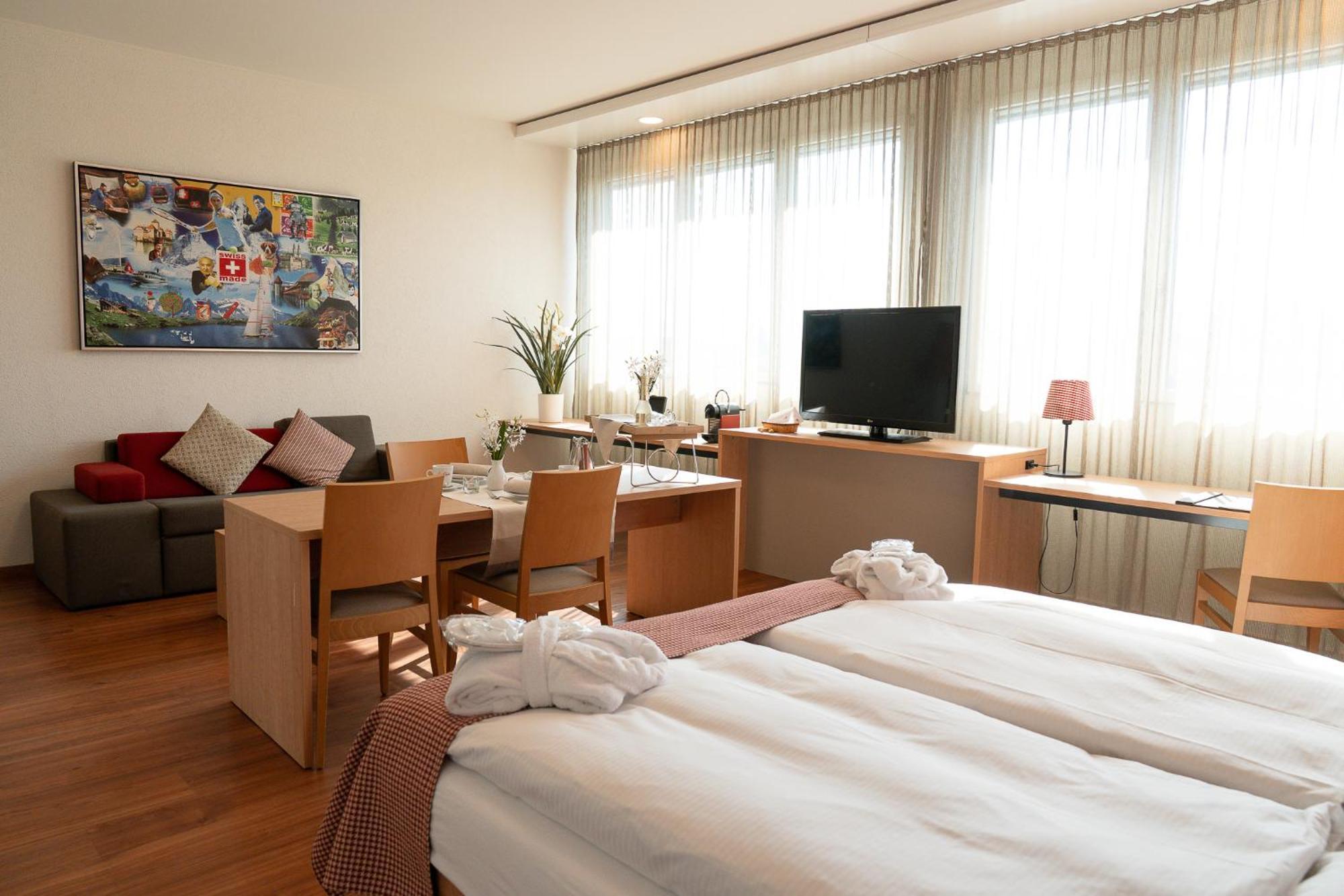 Swissever Hotel Zug Steinhausen Ruang foto