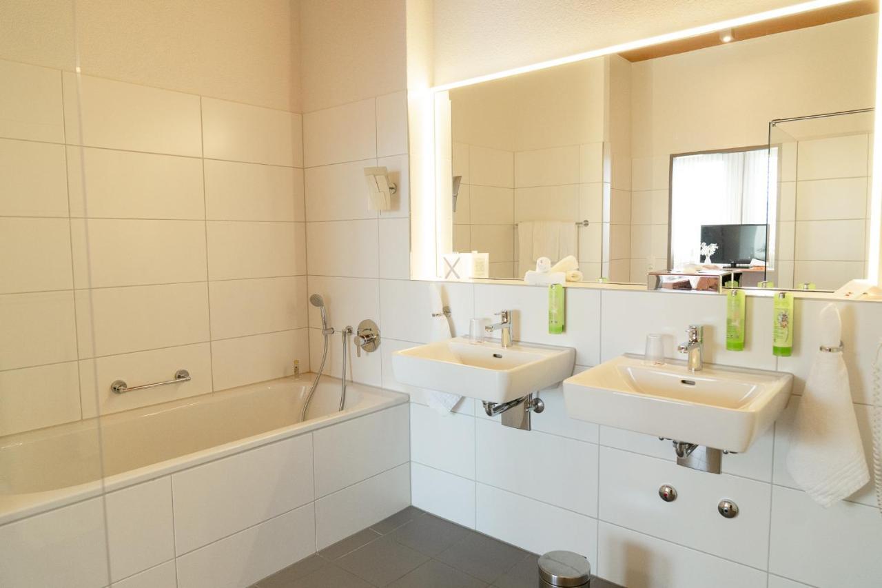 Swissever Hotel Zug Steinhausen Bagian luar foto